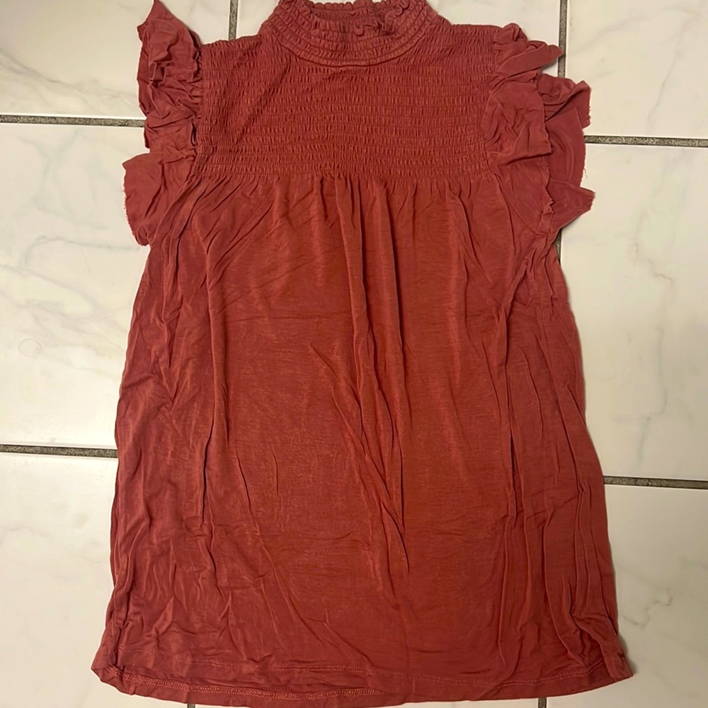 Full Circle Trends ladies cotton blouse- soft. Size M rose colored